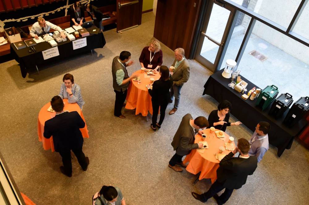 Overview of participants speaking at tables