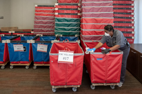 USC Housing move out day